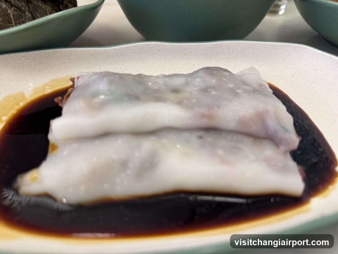 Steamed Rice Rolls with Soy Sauce