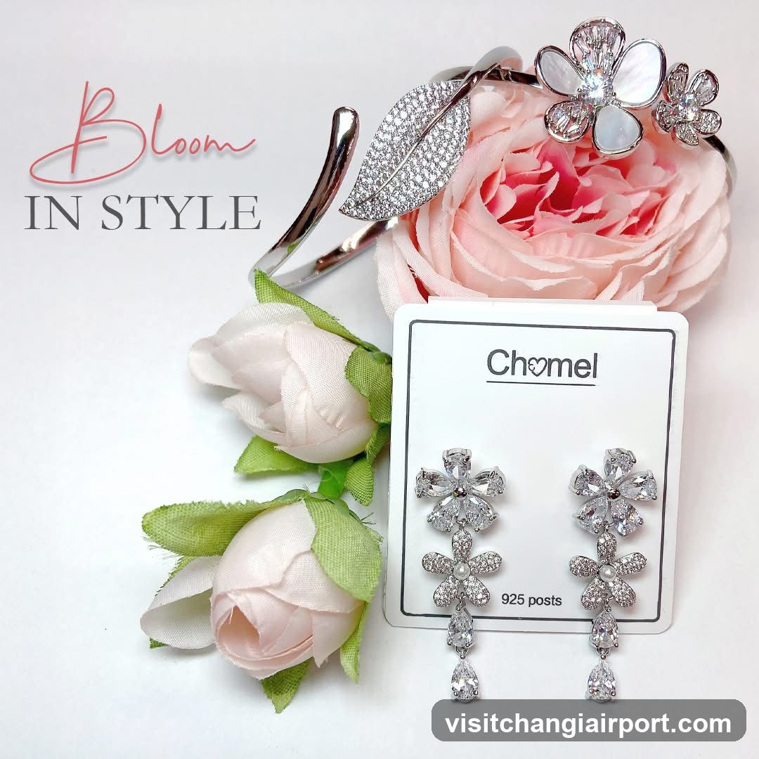 Bloom In Style Jewelry Display