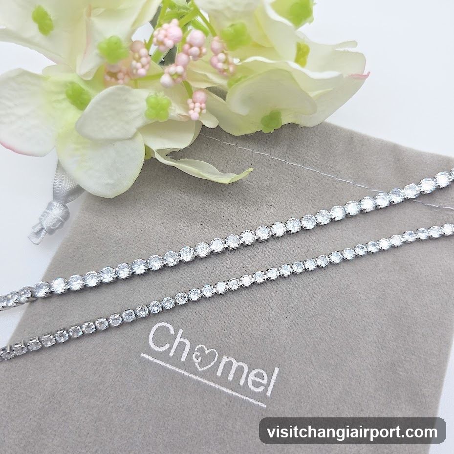 Chomel Jewelry Display