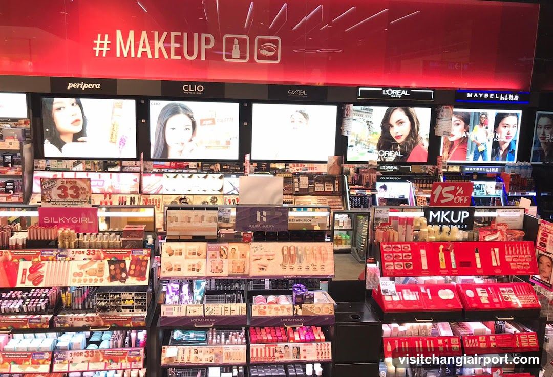 #MAKEUP Store Interior