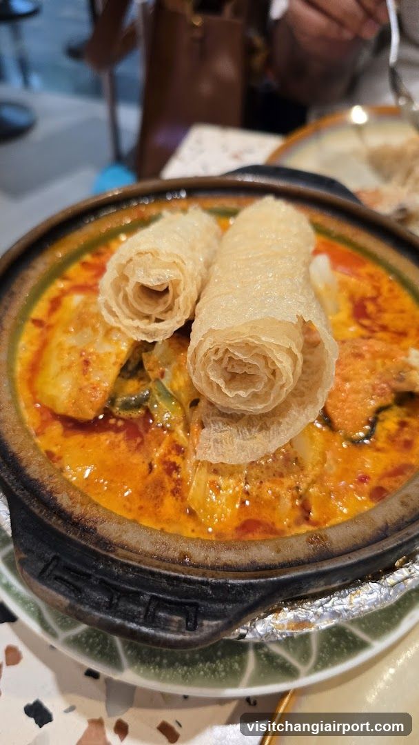 Spicy Claypot Dish with Rolled Skin
