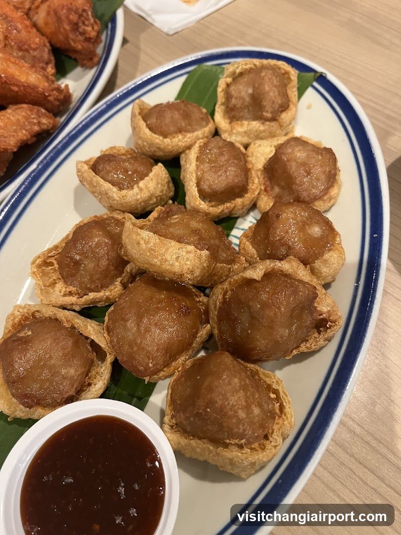Fried Meatball Puffs with Sauce
