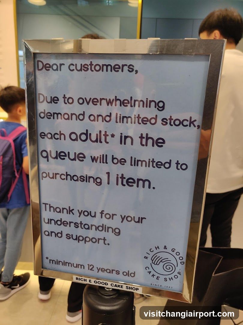 Queue Limit Sign at Rich & Good Cake Shop
