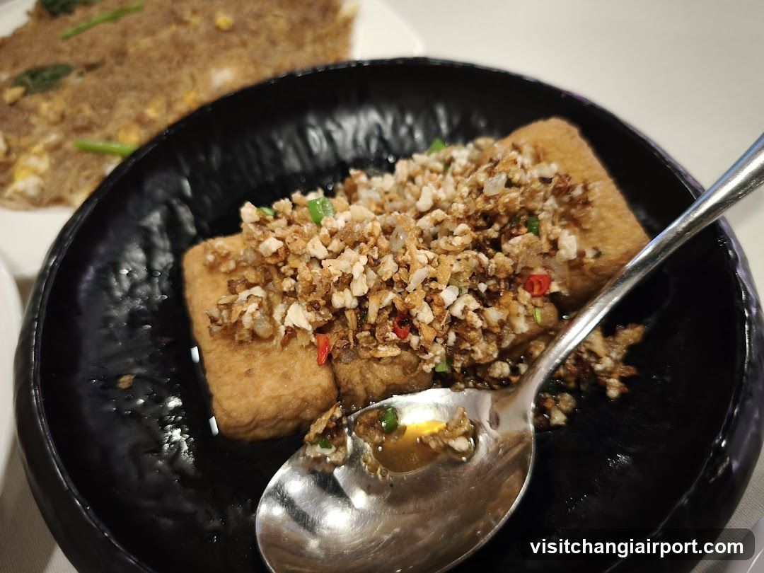Fried Tofu with Minced Meat Topping