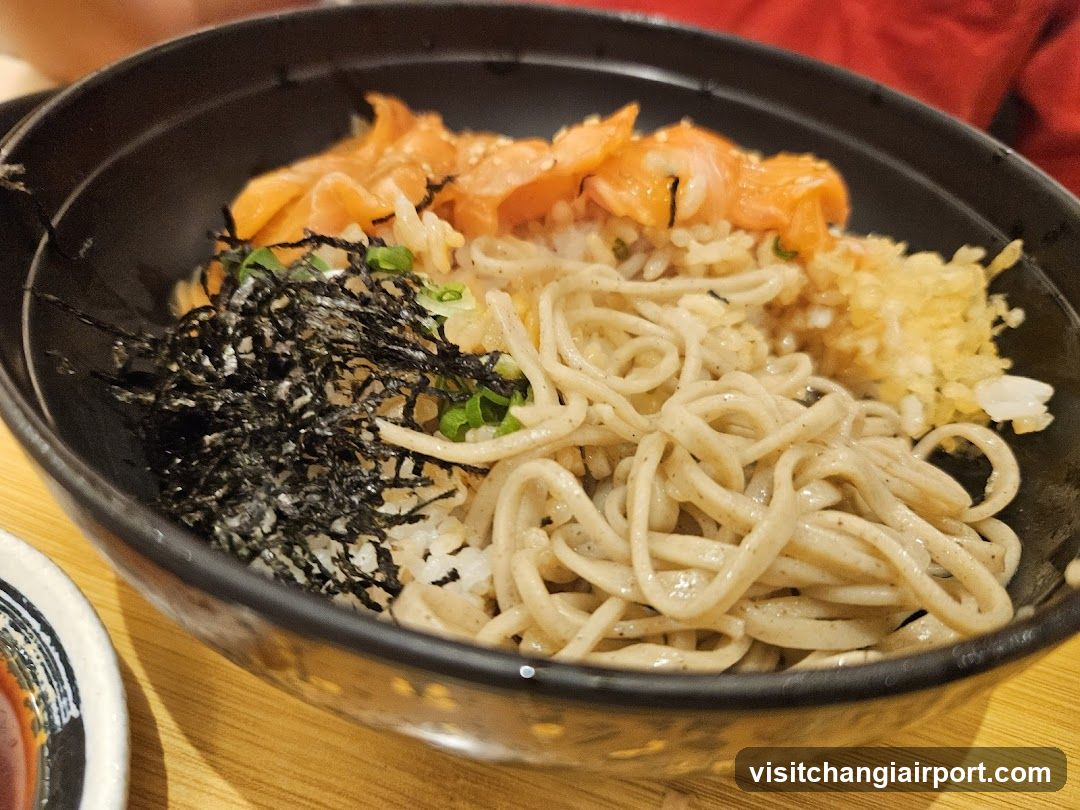 Yakisoba Bowl with Salmon and Tofu