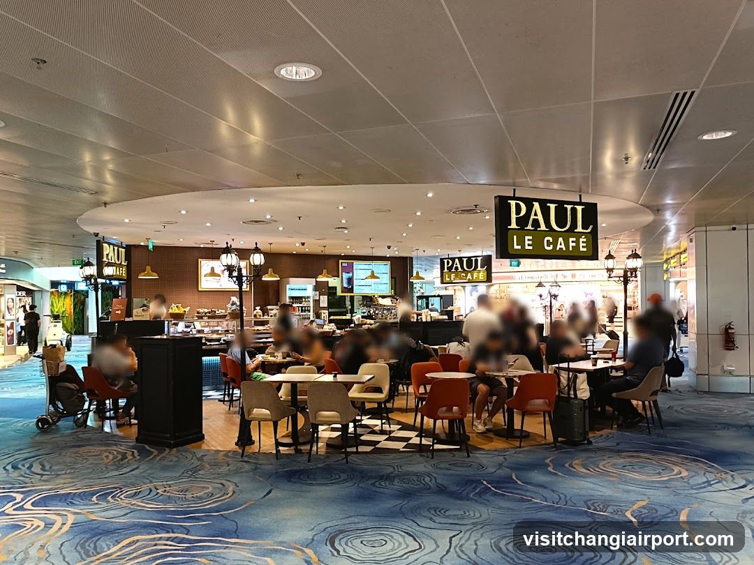 Paul Le Cafe Interior