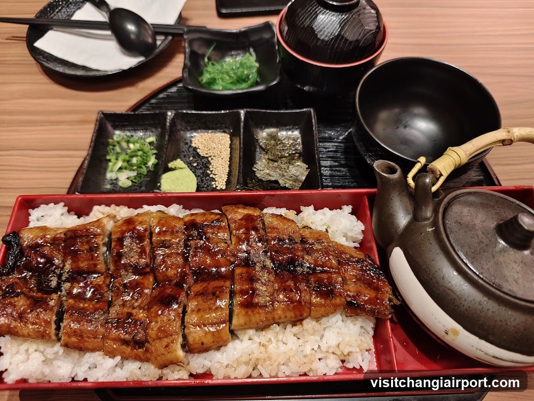Eel Rice Bowl with Side Dishes