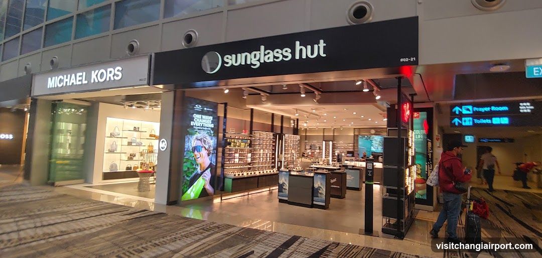 Sunglass Hut Storefront