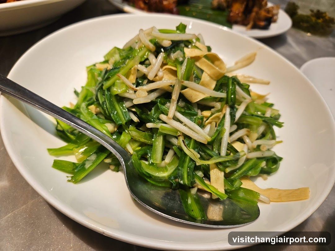Stir-fried Greens with Bean Sprouts and Tofu Skin