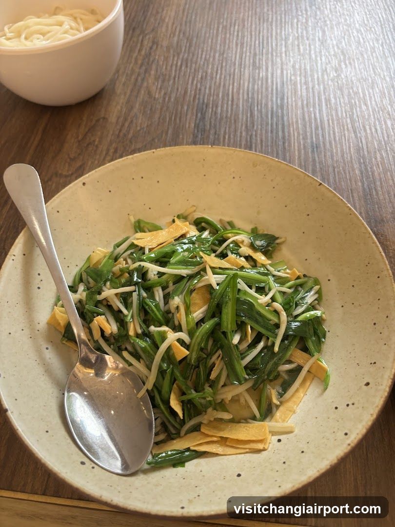 Stir-fried Greens with Bean Sprouts and Fried Dough