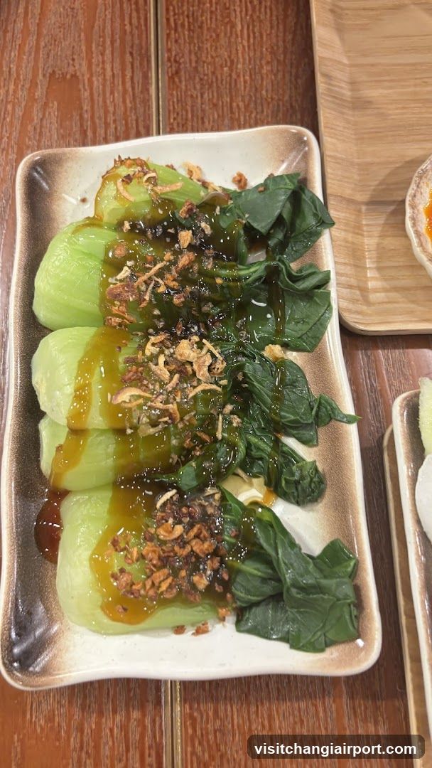 Stir-fried Bok Choy with Sauce and Crispy Toppings