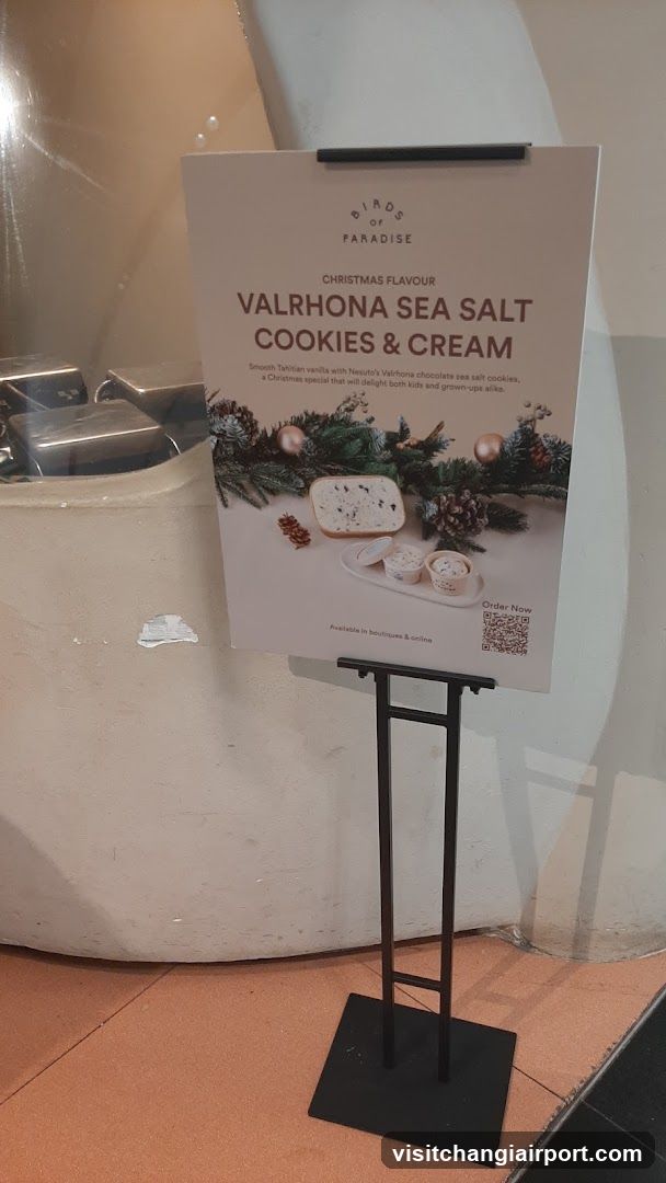 Valrhona Sea Salt Cookies & Cream Signage