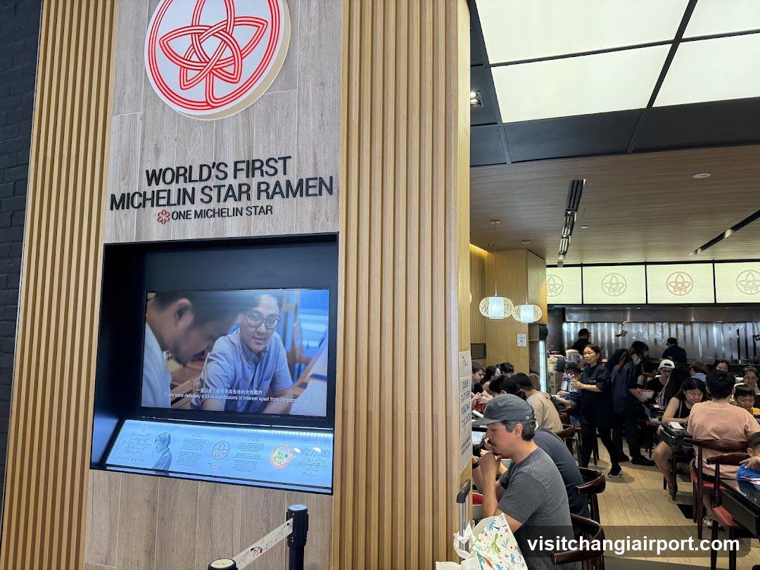 World's First Michelin Star Ramen Interior