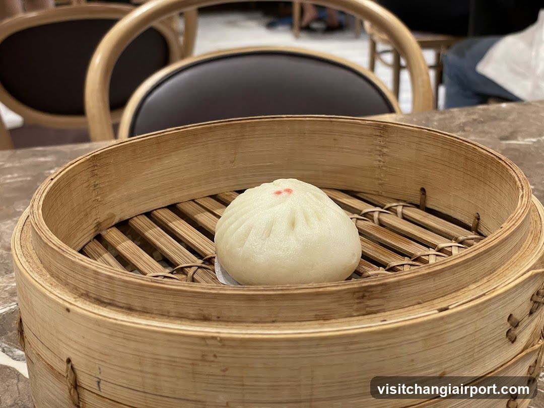Steamed Bun in Bamboo Steamer