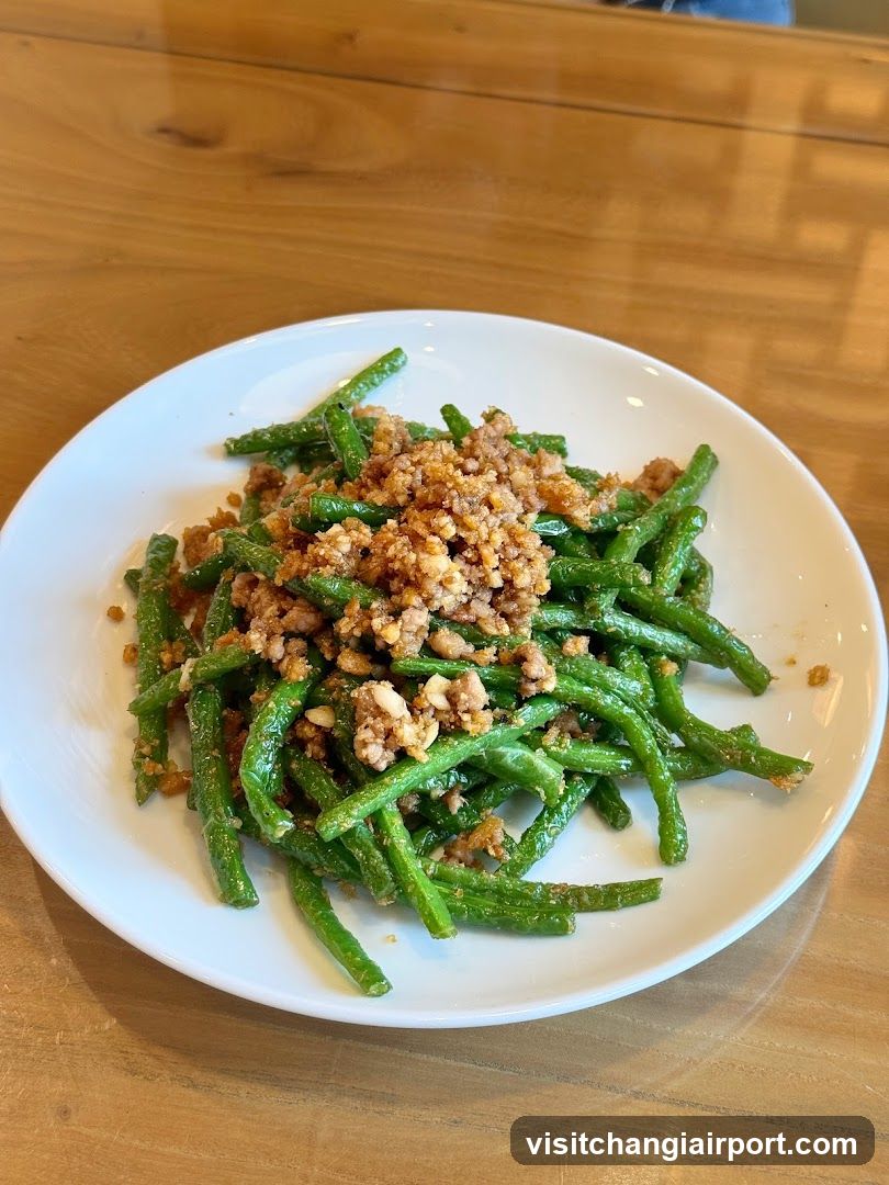 Stir-fried Green Beans with Minced Meat Topping