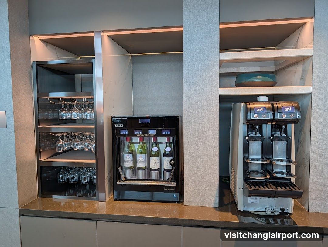 KrisFlyer Gold Lounge - Terminal 3