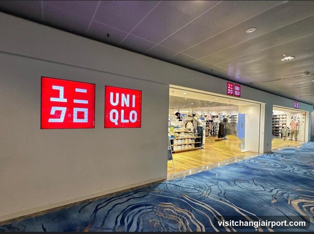 UNIQLO Changi Airport Terminal 1 Transit