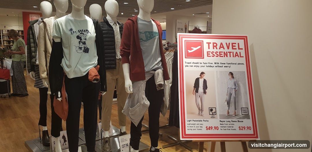 UNIQLO Changi Airport Terminal 1 Transit