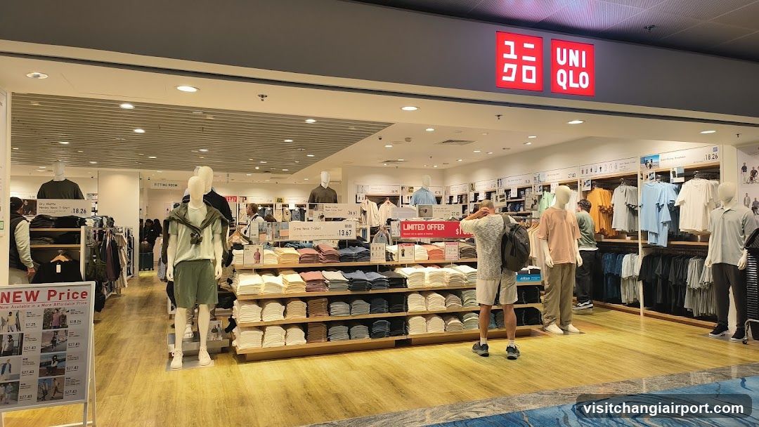 Uniqlo Store Interior