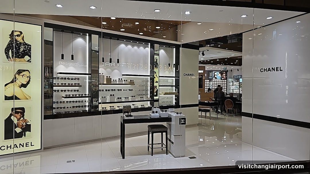 Spectacle Hut Jewel Changi Airport