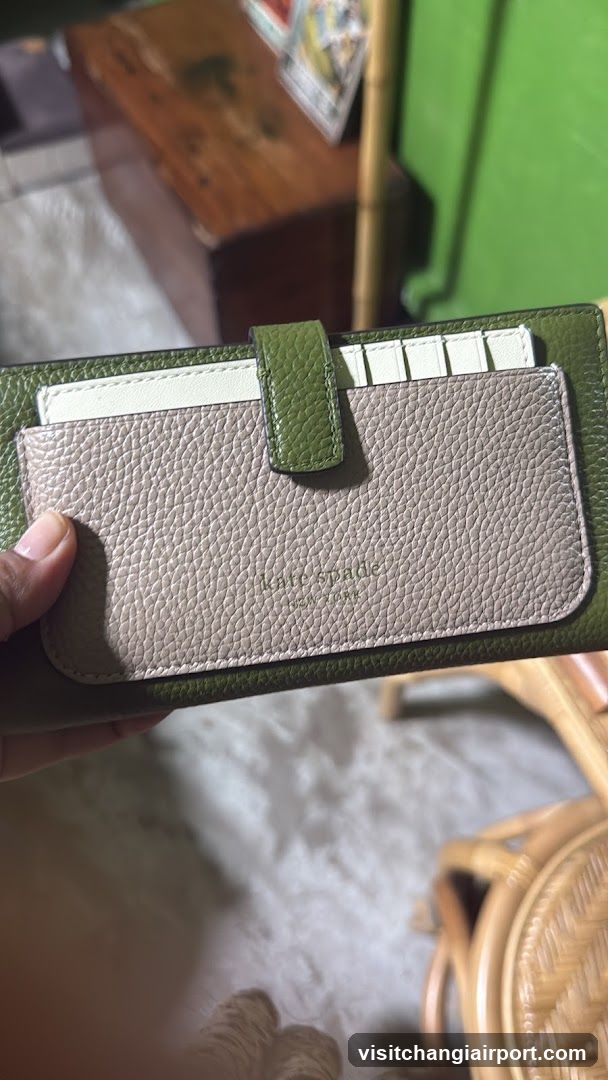 Handheld wallet with card slots