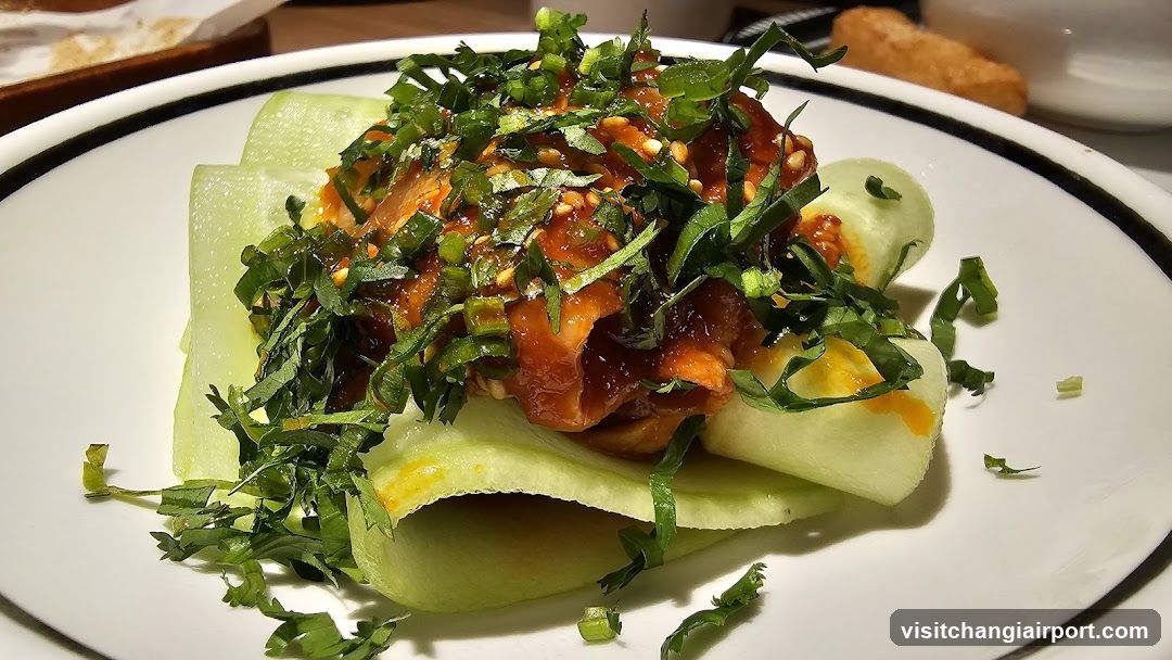 Spicy Cucumber Roll with Toppings