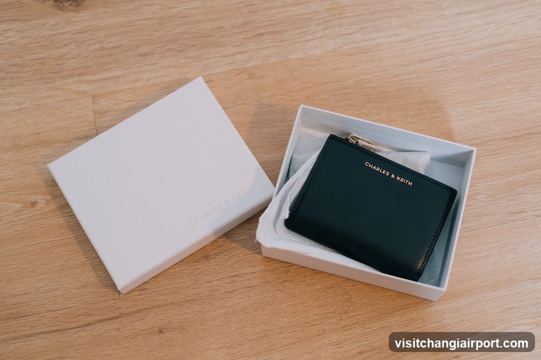 Charles & Keith Wallet Unboxing