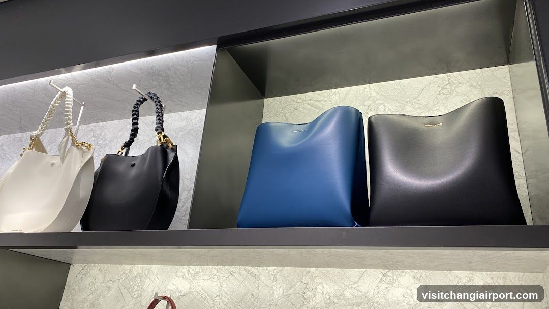 BAG DISPLAY
