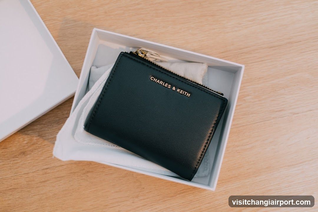 Charles & Keith Wallet Unboxing