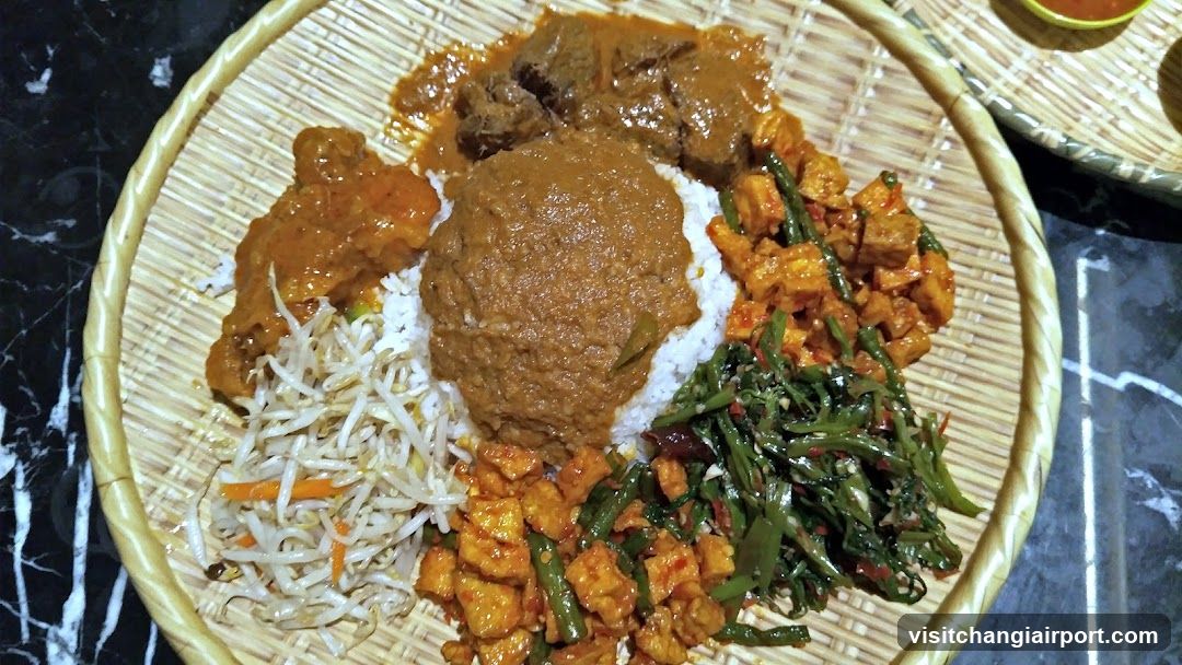 Curry Rice with Side Dishes