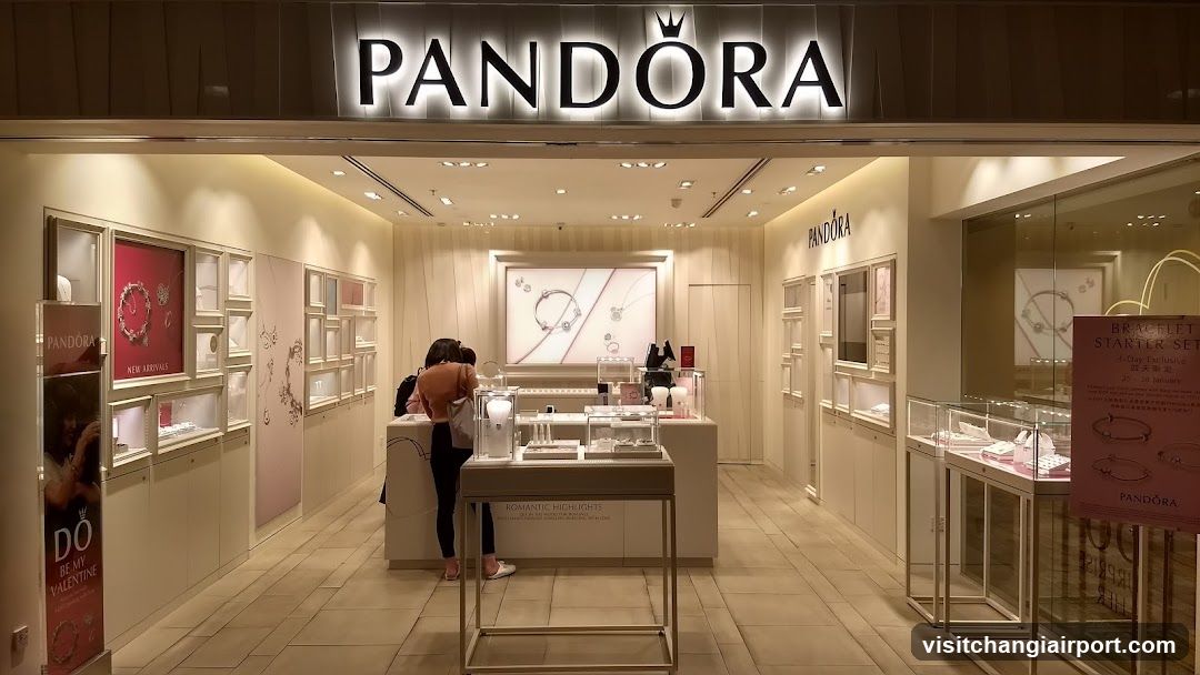 Pandora Store Entrance