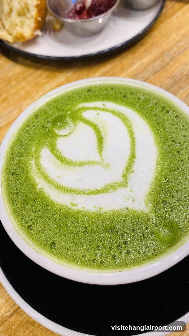 Matcha Latte with Latte Art