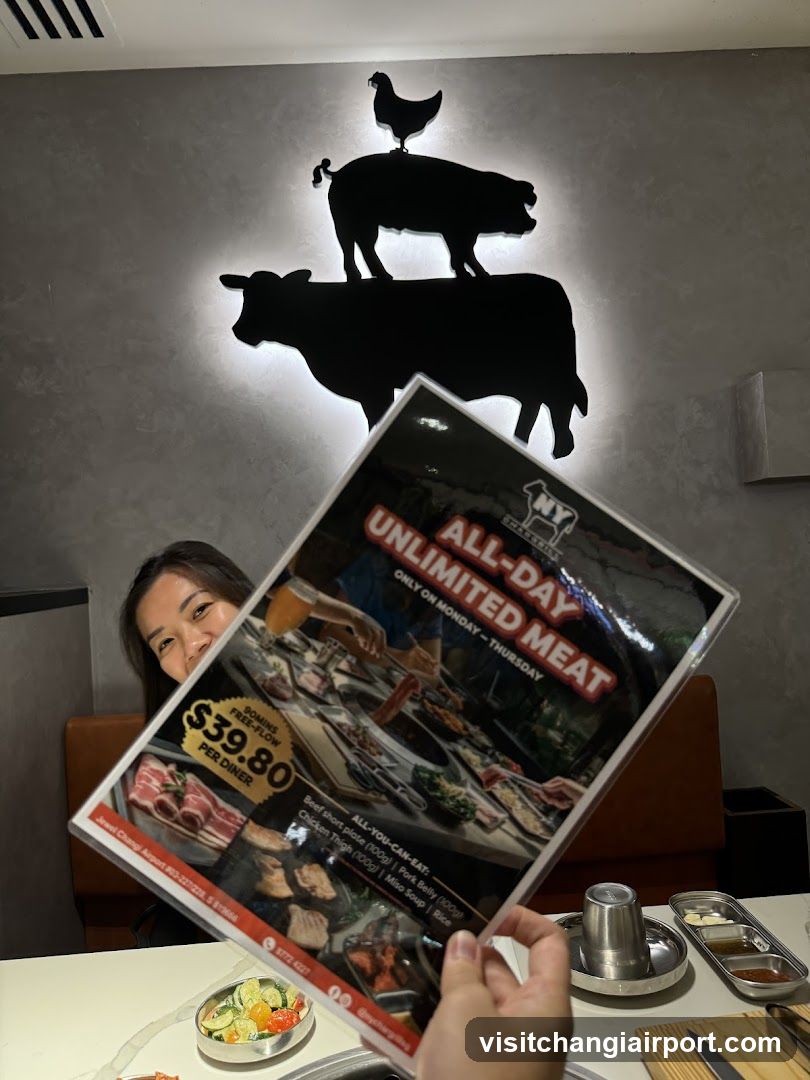 Dining with Menu Display