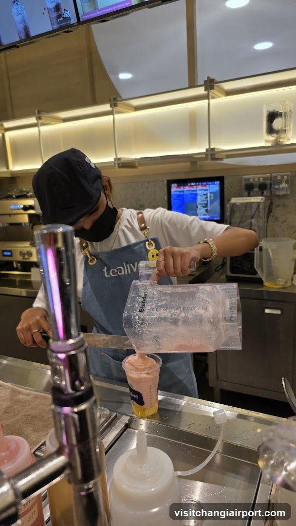 Beverage Preparation at Tealive