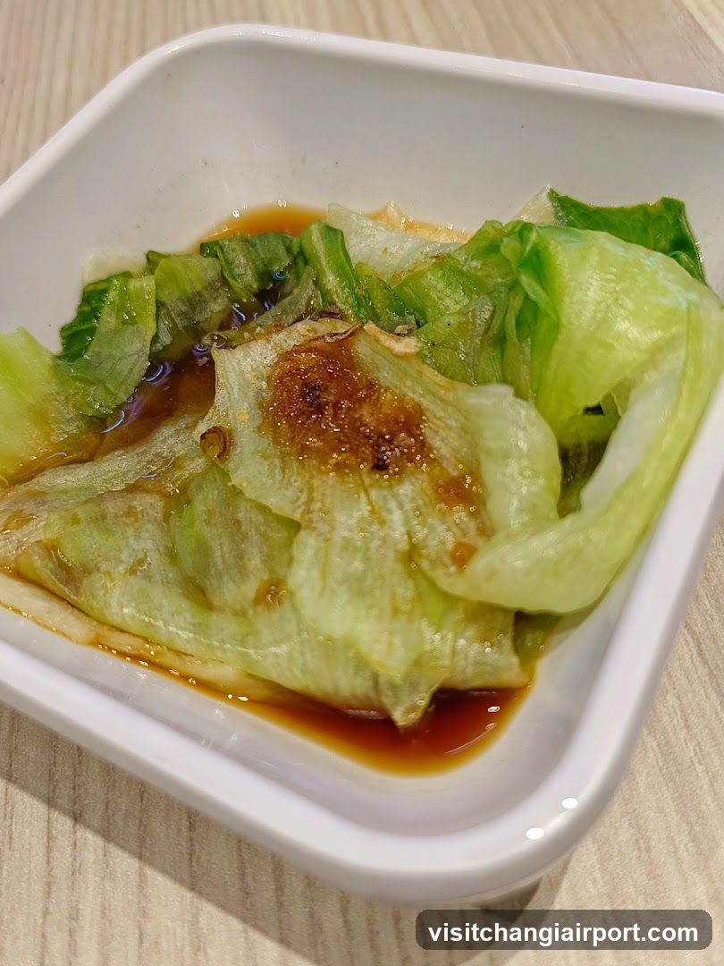 Braised Lettuce with Sauce