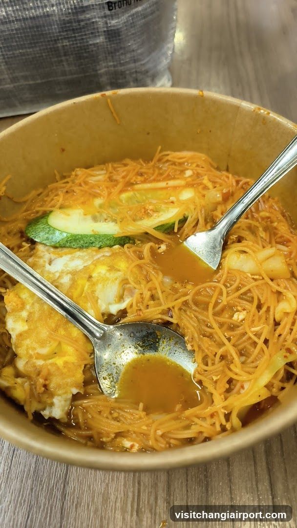 Noodle Bowl with Egg and Zucchini