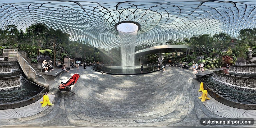 360° View of the Rain Vortex at Jewel Changi