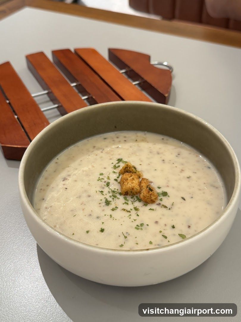 Creamy Soup with Croutons