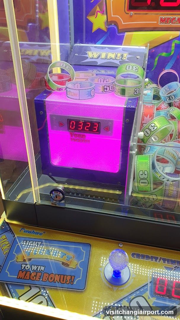 Arcade Game Prize Machine