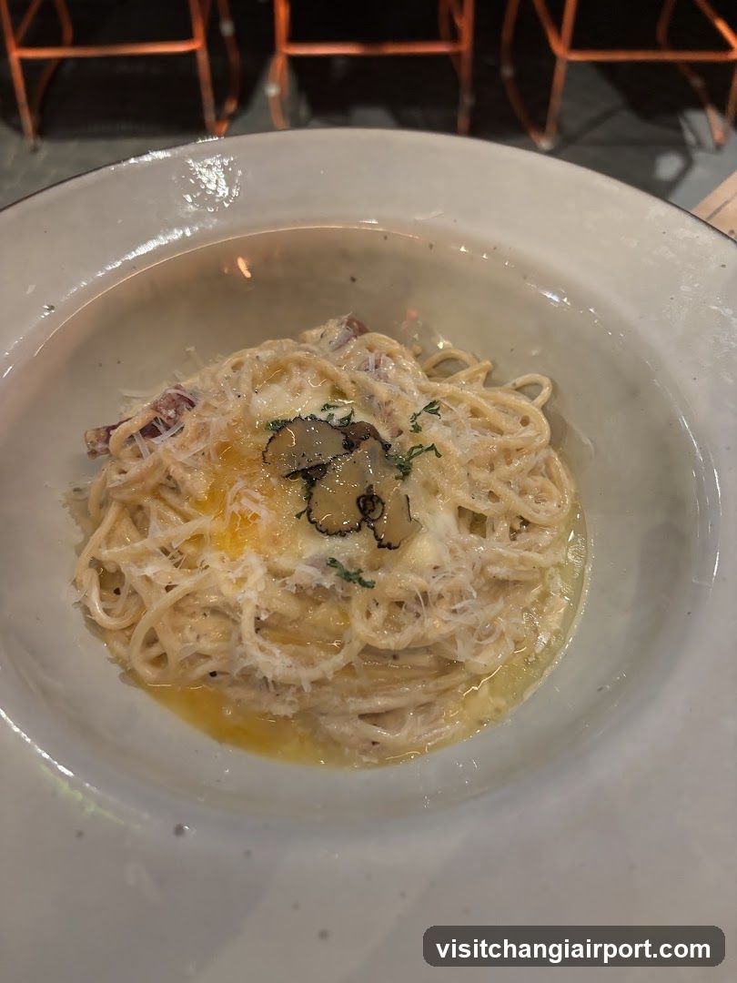Pasta with Cream Sauce and Truffle