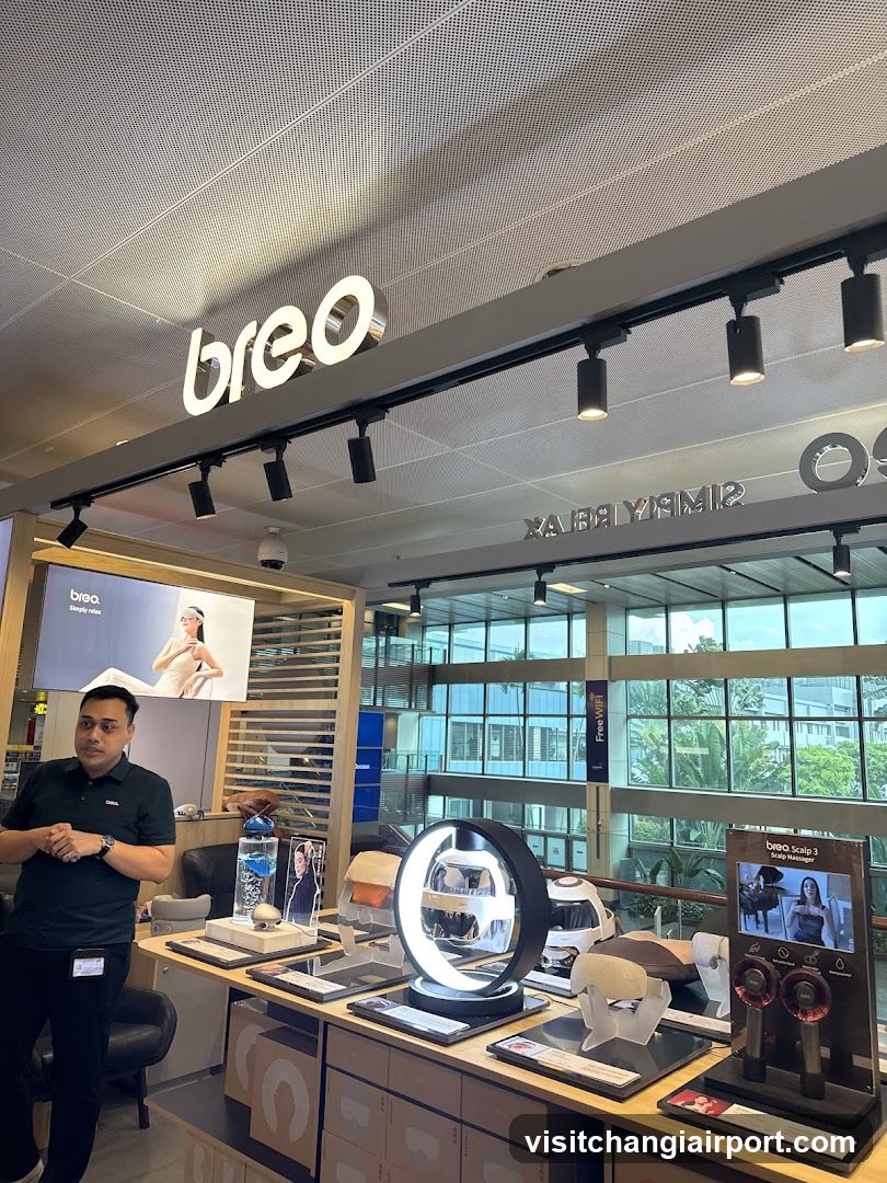 Breo Store Interior Display