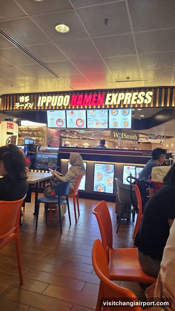 Ippudo Ramen Express Interior