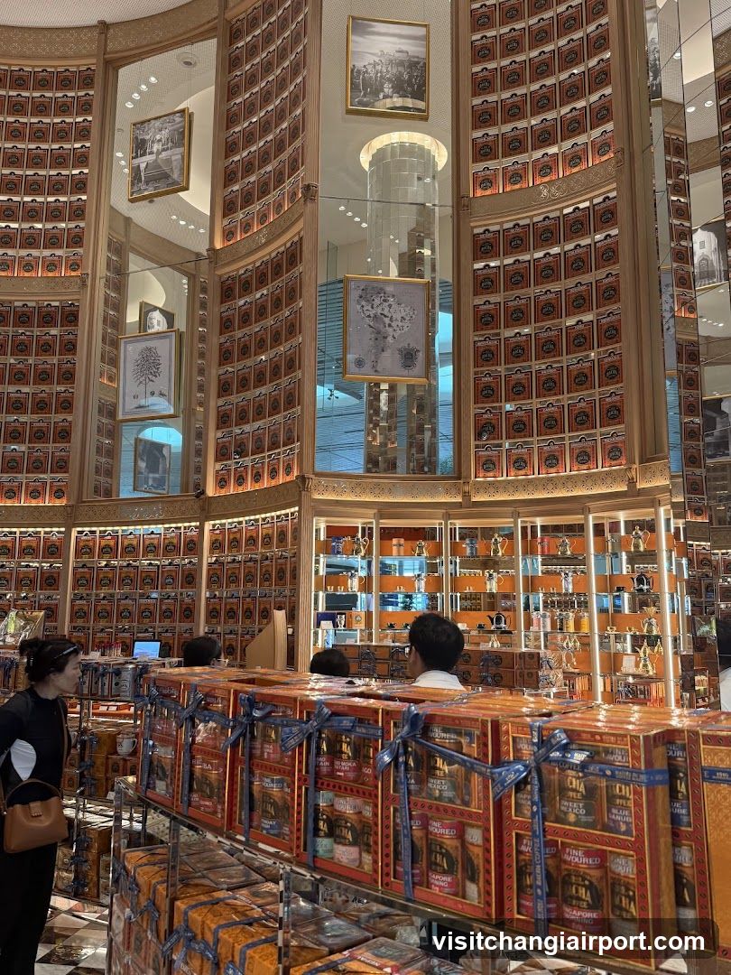 Luxury Store Interior Display