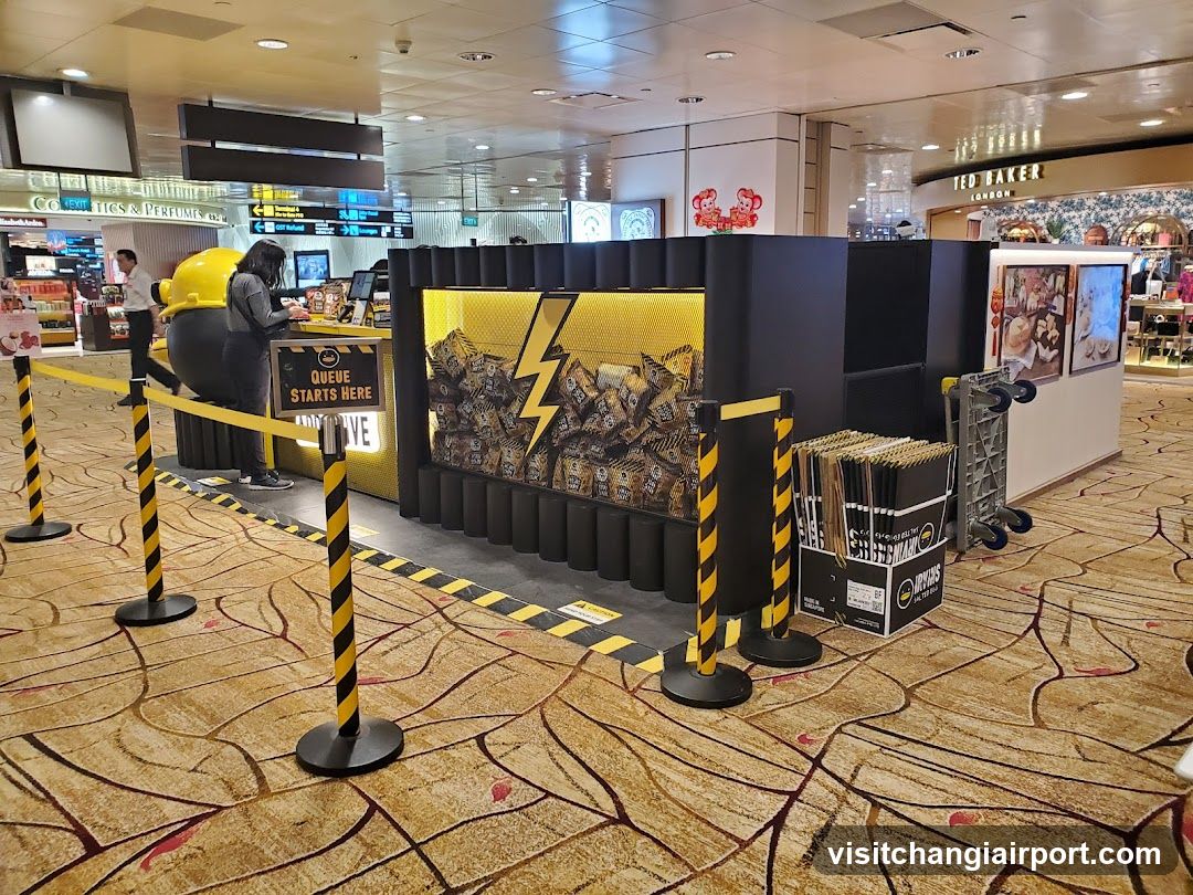 Airport Duty Free Kiosk