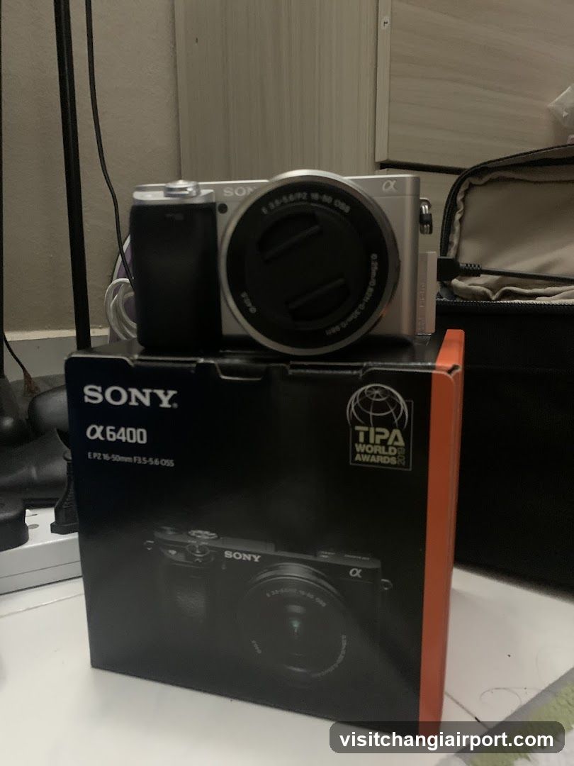 Sony Alpha 6400 Camera Box