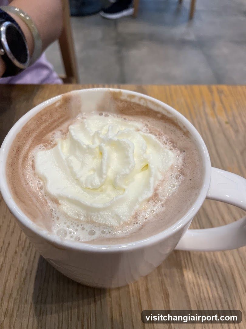 Starbucks Terminal 3 Departure Hall
