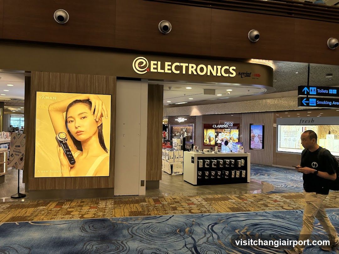 Electronics Store Entrance with Yaman Ad