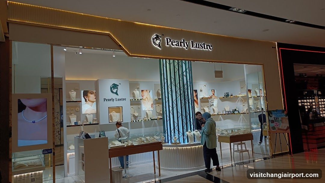 Pearly Lustre @ Jewel Changi Airport