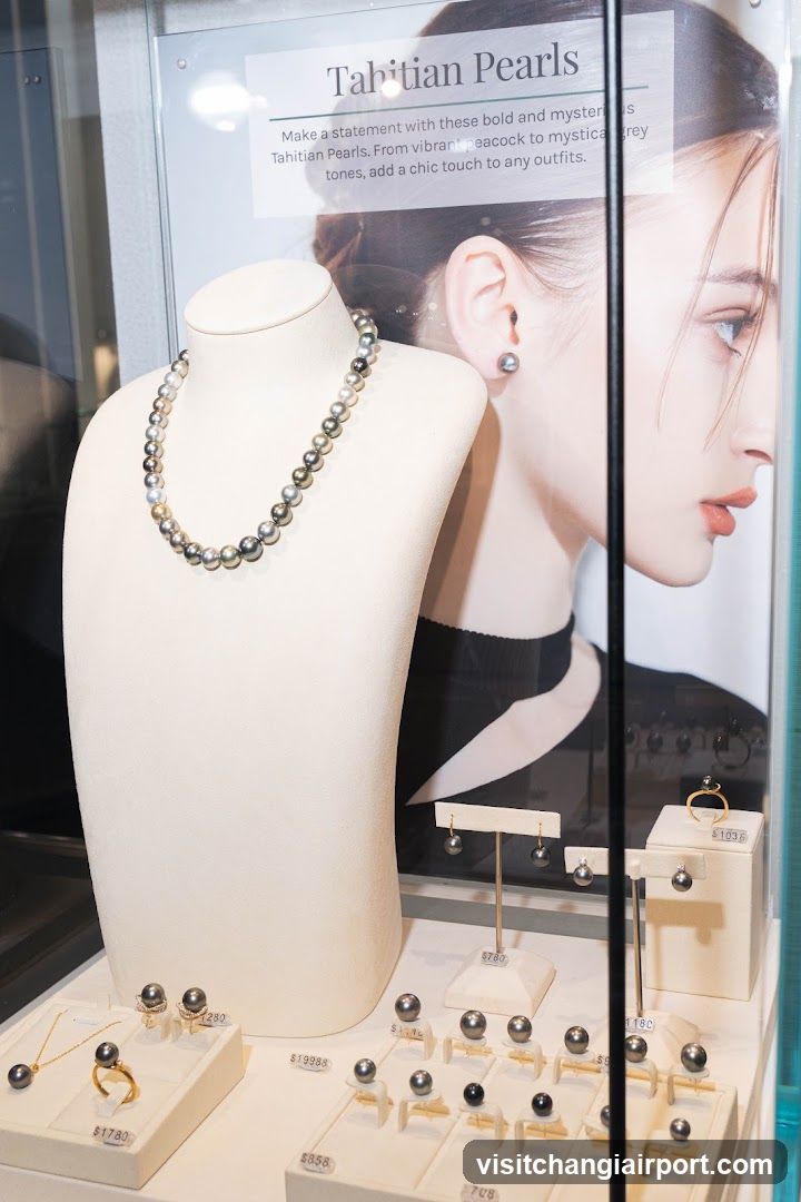 Tahitian Pearls Display