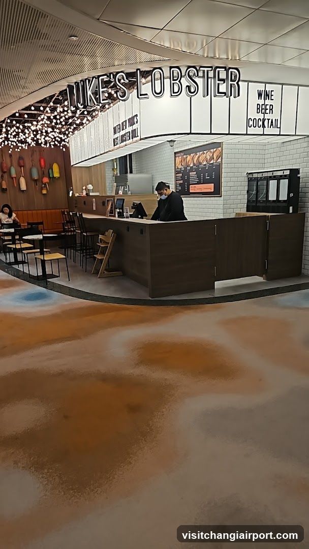Luke's Lobster Interior